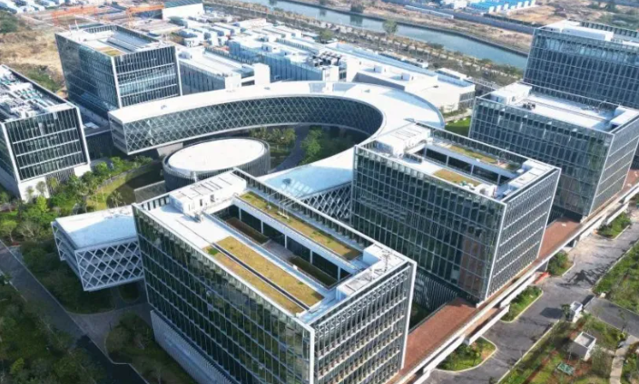 烟台顺嘉建筑装饰：门头广告牌设计制作全流程及材质选择指南